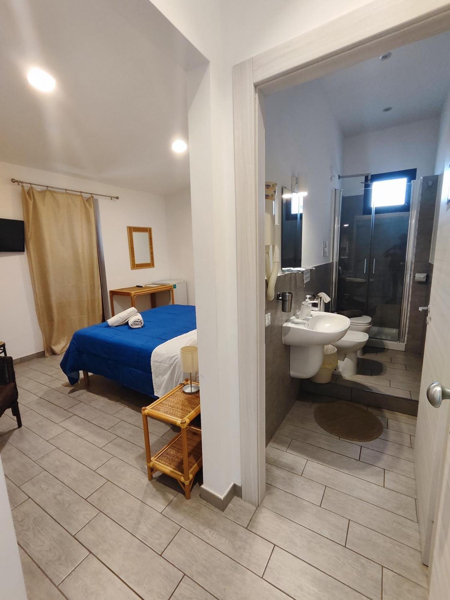 Hotel Faraglione Vulcano  Esterno foto
