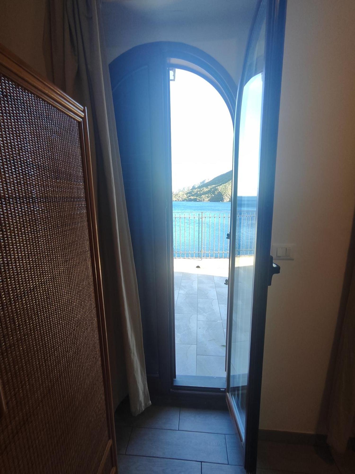 Hotel Faraglione Vulcano  Esterno foto