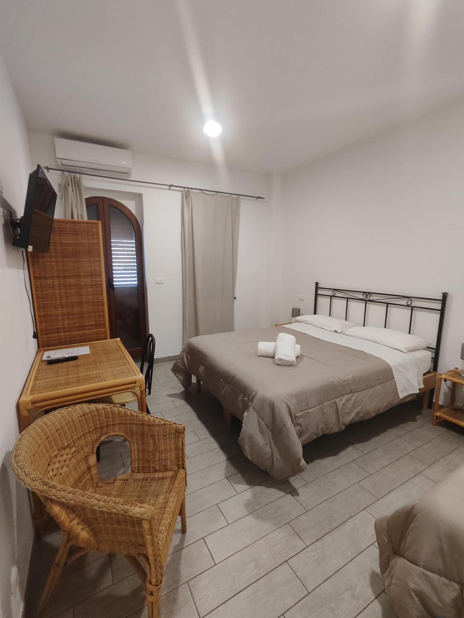 Hotel Faraglione Vulcano  Esterno foto